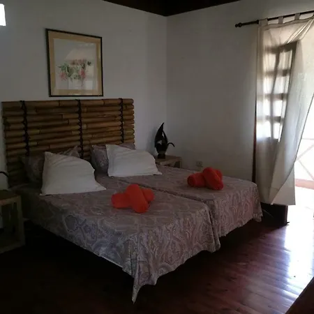 Hostel La Oliva Inn *