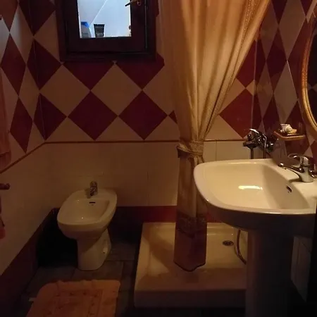 La Oliva Inn Hostel *