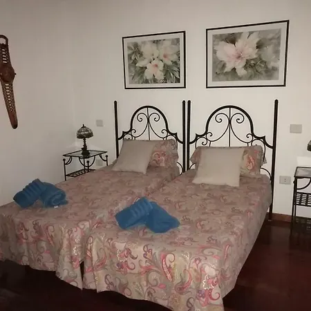 La Oliva Inn Hostel *